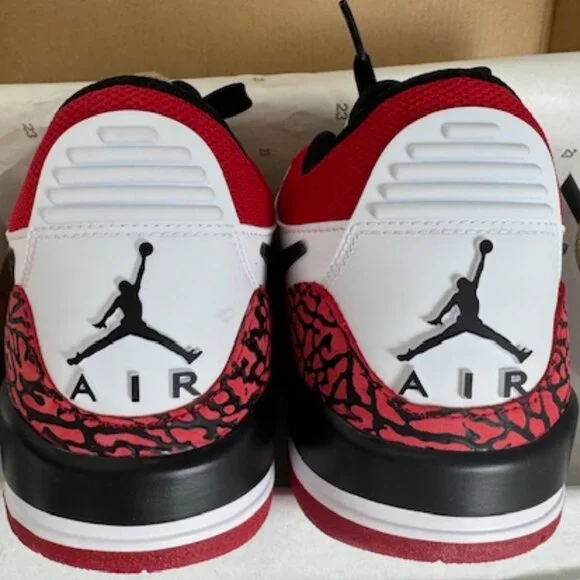 Jordan Legacy 312 Low 'Chicago Red' Like New Men Size 8.5 - Picture 11 of 16